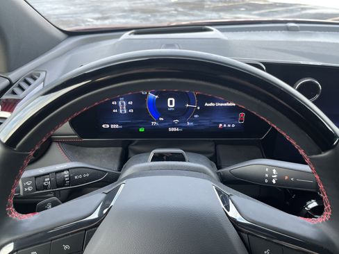 Used 2025 Chevrolet Blazer EV RS w/ Super Cruise Package image 21