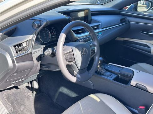 Used 2020 Lexus ES 350 w/ Accessory Package 2 image 17