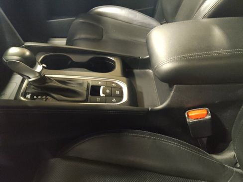 Used 2020 Hyundai Santa Fe SEL w/ Cargo Package image 26