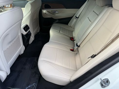 Used 2026 Mercedes-Benz GLE 350 4MATIC image 11