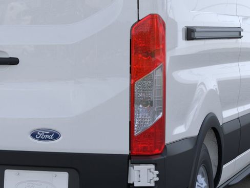 New 2026 Ford Transit 250 148 Medium Roof Extended AWD image 21