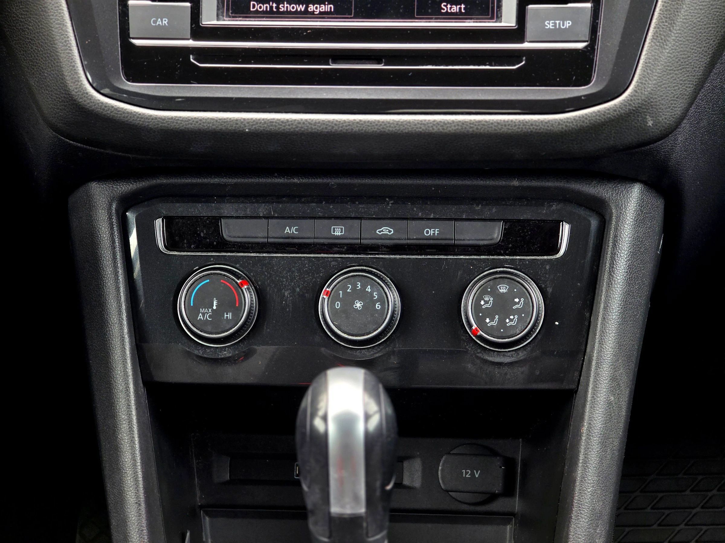 Used 2019 Volkswagen Tiguan S w/ 3rd Row Seat Package AWD/4WD image 21