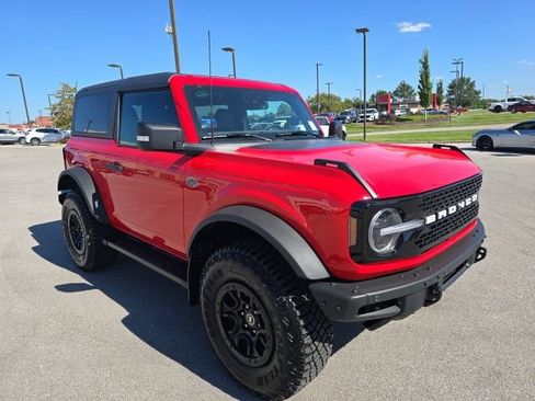 Used 2023 Ford Bronco Wildtrak AWD/4WD image 7
