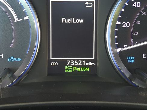 Certified 2019 Toyota Highlander AWD Hybrid image 27