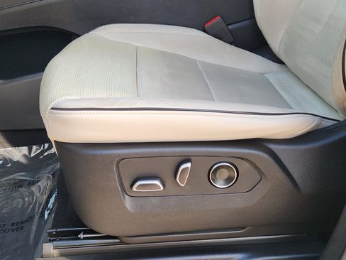 Used 2023 Cadillac Escalade Sport w/ LPO, ONYX Package RWD image 25