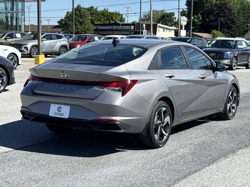 Certified 2023 Hyundai Elantra SEL w/ Convenience Package FWD image 25