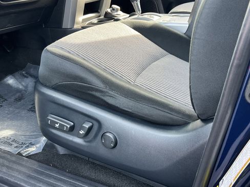 Used 2020 Toyota 4Runner SR5 image 12