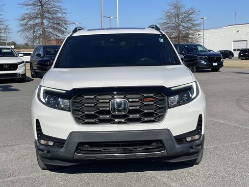 Used 2023 Honda Passport TrailSport image 10