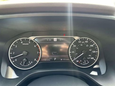 Used 2023 Nissan Rogue SL w/ SL Premium Package image 36