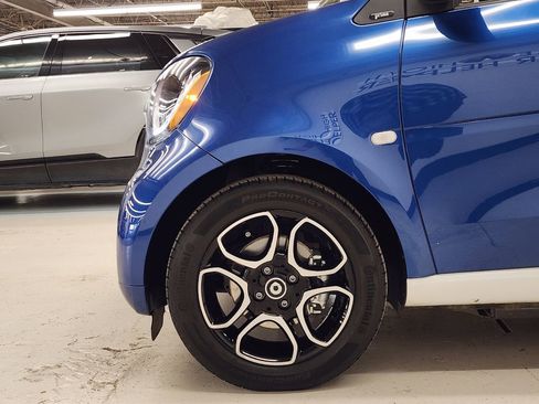 Used 2018 smart fortwo electric drive image 33