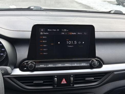 Used 2023 Kia Forte LXS w/ LXS Technology Package image 18