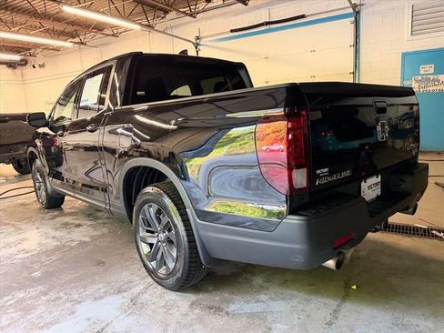 Used 2022 Honda Ridgeline Sport image 8