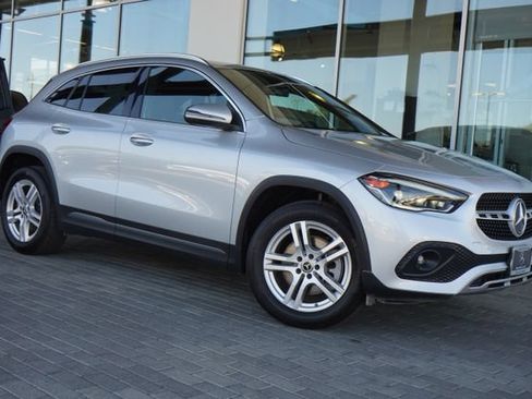 Used 2021 Mercedes-Benz GLA 250 image 1