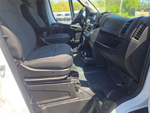 Used 2023 RAM ProMaster 2500 FWD image 7