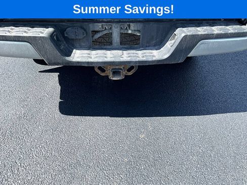 Used 2018 Toyota Tacoma SR5 AWD/4WD image 19