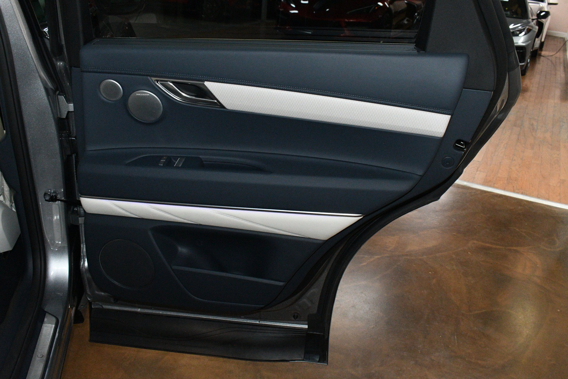 Used 2025 Genesis GV80 3.5T Prestige AWD/4WD image 44