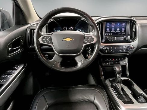 Used 2022 Chevrolet Colorado LT w/ Luxury Package AWD/4WD image 10