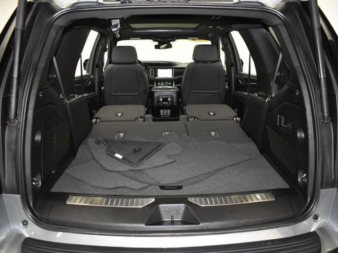 Used 2023 GMC Yukon Denali AWD/4WD image 46