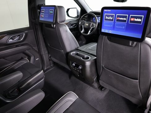 Used 2023 Chevrolet Suburban Premier w/ Advanced Technology Package image 43