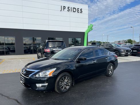 Used 2015 Nissan Altima 2.5 S w/ Special Edition Package FWD image 1
