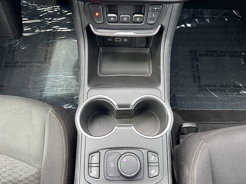 Used 2018 GMC Terrain SLE w/ Driver Convenience Package FWD image 21