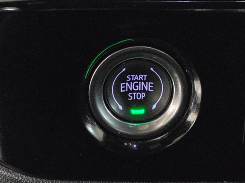 Used 2024 GMC Sierra 1500 SLE RWD image 31