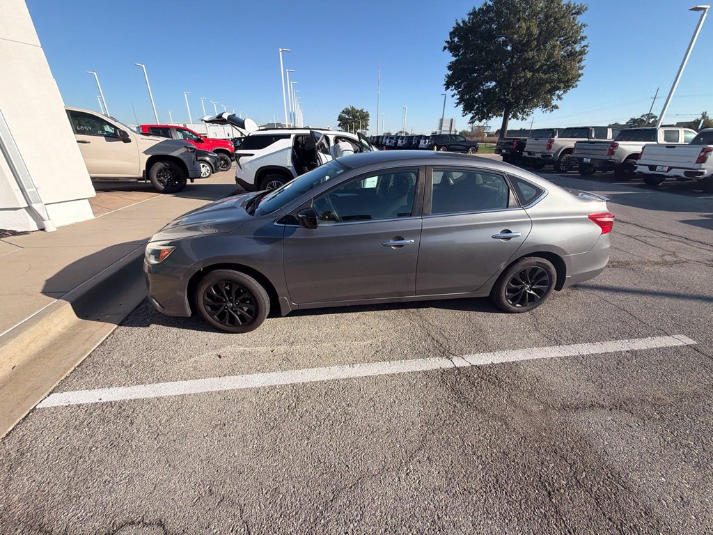 Used 2018 Nissan Sentra S w/ S Midnight Style Package FWD image 2