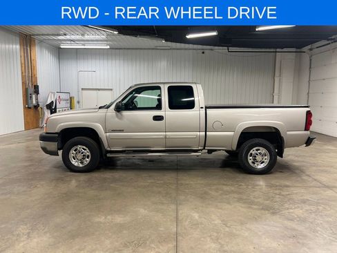 Used 2004 Chevrolet Silverado 2500 LS image 5
