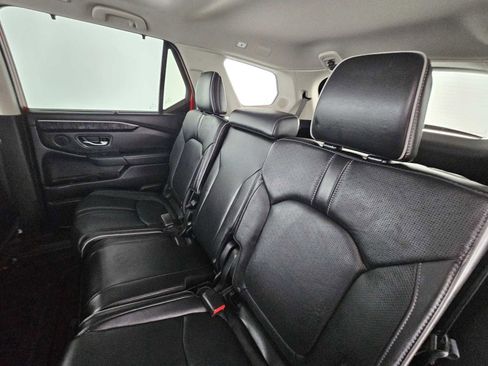 Used 2024 Honda Pilot Elite image 19