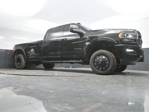 Used 2024 RAM 3500 Limited w/ Night Edition AWD/4WD image 48