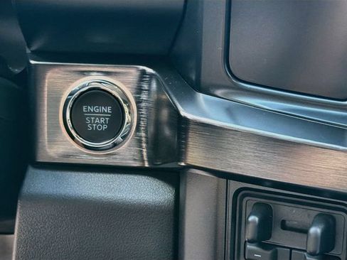 Used 2024 Ford F250 Lariat w/ FX4 Off-Road Package AWD/4WD image 35