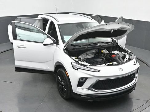 Used 2025 Buick Encore GX Sport Touring FWD image 60