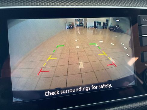 Used 2020 Nissan Kicks SV image 17