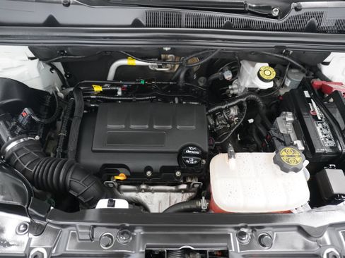 Used 2021 Chevrolet Trax LT w/ LT Convenience Package image 25