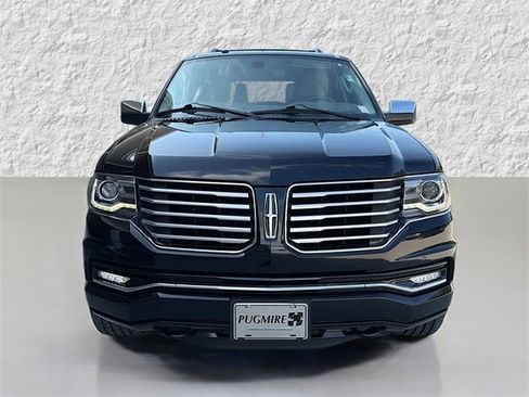 Used 2016 Lincoln Navigator Select image 8