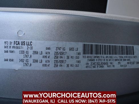 Used 2018 Chrysler Pacifica Touring-L image 29