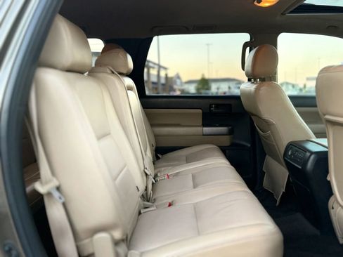 Used 2012 Toyota Sequoia SR5 image 19