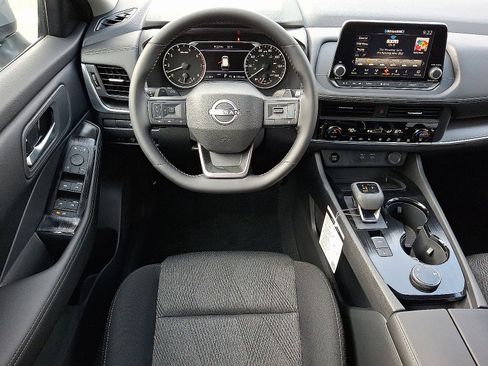 New 2026 Nissan Rogue SV w/ Cold Weather Package AWD/4WD image 8