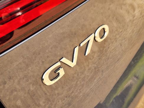 New 2026 Genesis GV70 2.5T AWD/4WD image 6