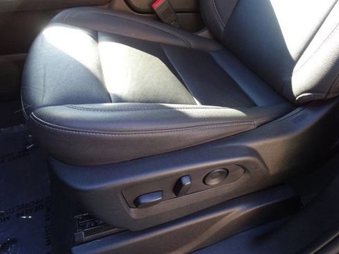 Certified 2023 Chevrolet Tahoe LT w/ LT Signature Plus Package image 9