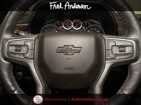 Used 2021 Chevrolet Tahoe Z71 w/ Luxury Package AWD/4WD image 23