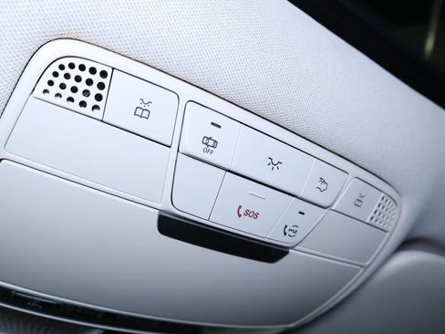 Used 2021 Mercedes-Benz C 300 4MATIC Sedan w/ Premium Package image 30