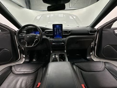 Used 2020 Ford Explorer ST w/ Premium Technology Package image 21