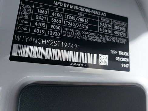 New 2025 Mercedes-Benz Sprinter 2500 image 32