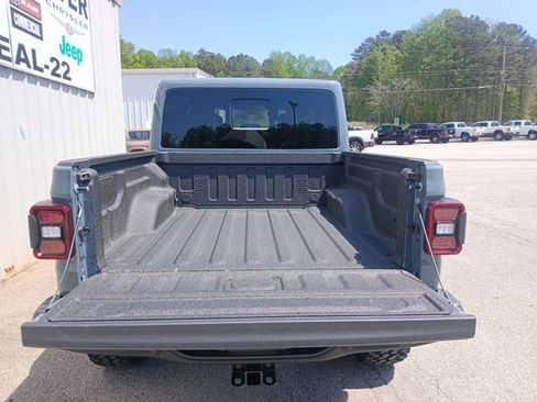 New 2026 Jeep Gladiator Rubicon AWD/4WD image 6
