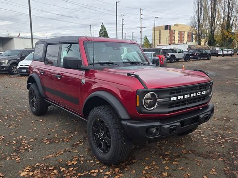New 2025 Ford Bronco Big Bend w/ Black Diamond Package image 3