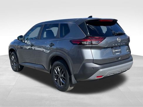 Certified 2023 Nissan Rogue S image 5