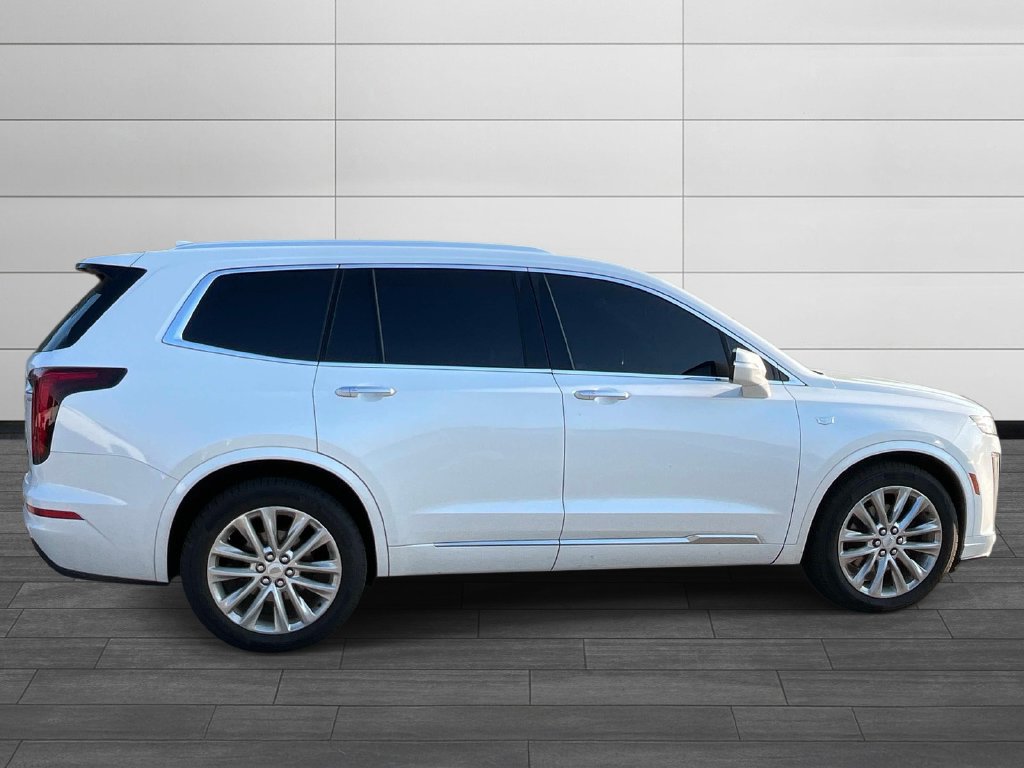 Used 2021 Cadillac XT6 Premium Luxury FWD image 6