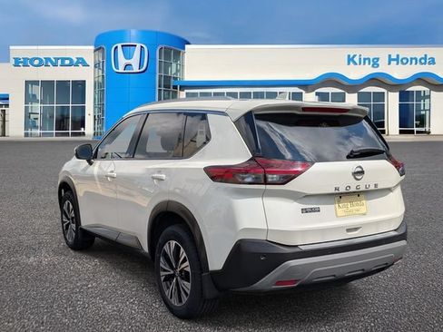 Used 2021 Nissan Rogue SV w/ Premium Package FWD image 11