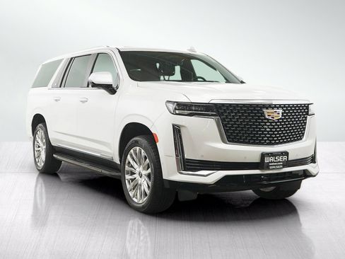 Used 2024 Cadillac Escalade ESV Premium Luxury w/ Performance Package AWD/4WD image 7